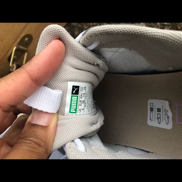 Thunder Electric Women's Sneakers - Picture 6 of 6